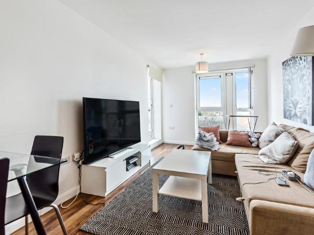 Apartment for rent in Slough