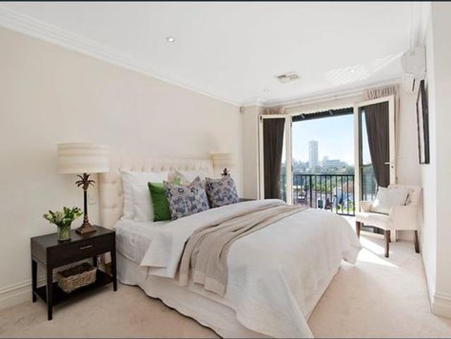 House for rent in Five Ways, Sydney