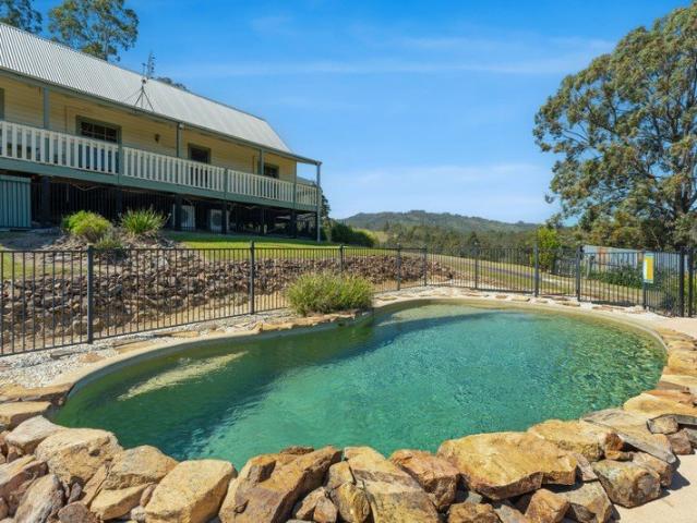 Cottage for sale in Glendon Brook, New South Wales