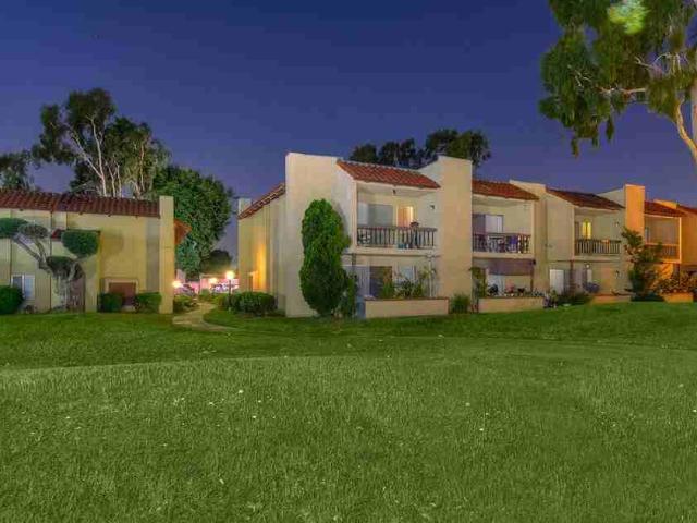 Apartment for rent in Fountain Valley, California