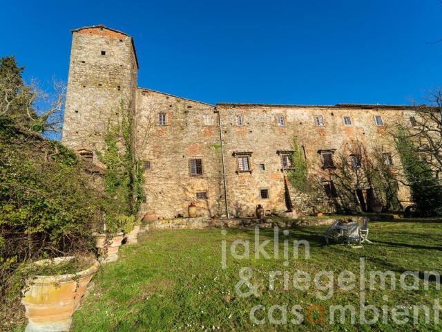 Casa in vendita a San Polo In Chianti, Toscana