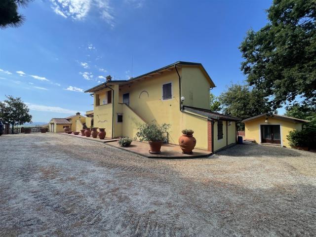Casa in vendita a Legoli, Toscana