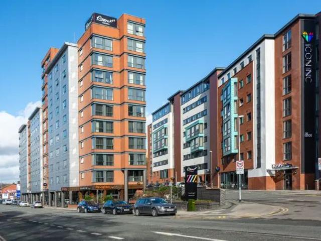 Studio for rent in Hyde Park, West Yorkshire