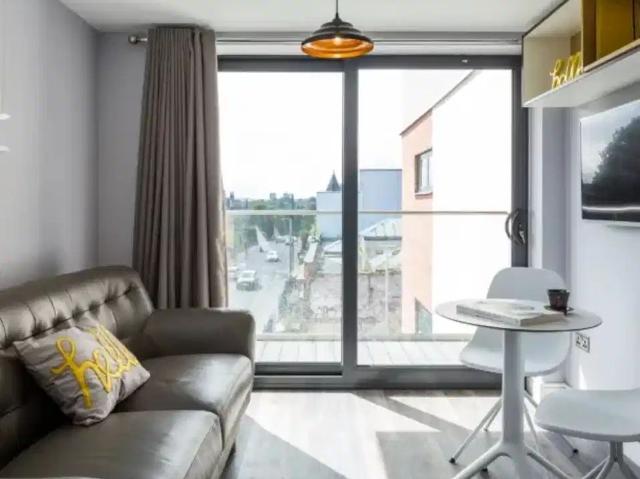 Studio for rent in Hyde Park, Leeds