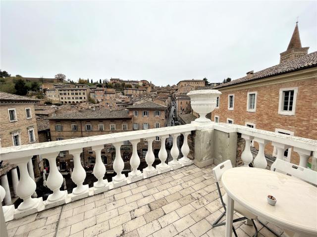 Appartamento in vendita a Marche, Pesaro E Urbino