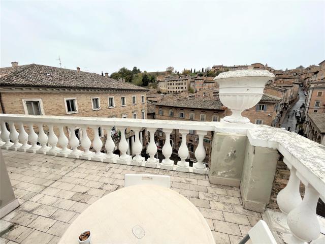 Appartamento in vendita a Marche, Pesaro E Urbino