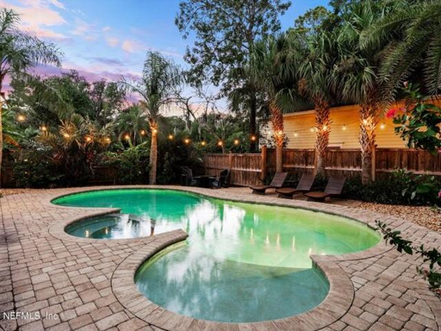 House for sale in Jacksonville Beach