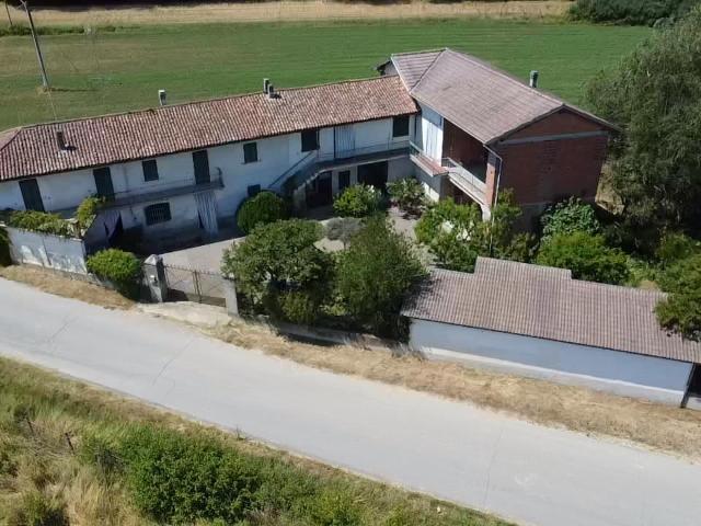 Casa in vendita a Piemonte, Alessandria