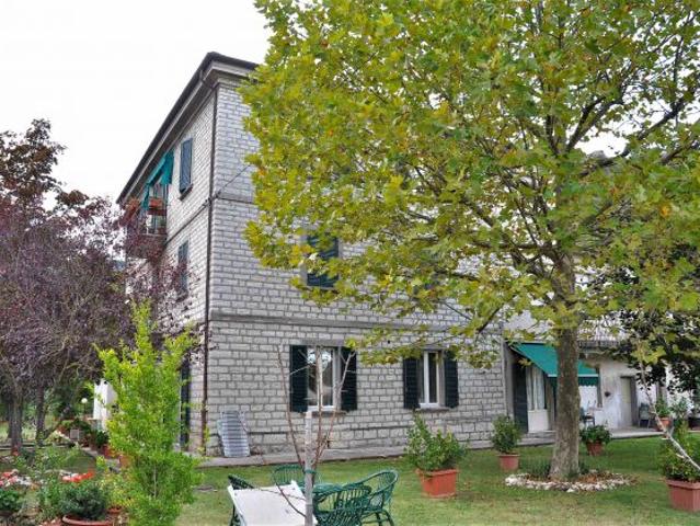 Villa Indipendente in vendita a Marche, Pesaro E Urbino