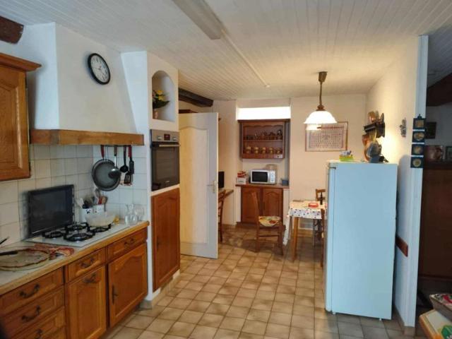 Maison vente à Saint-Jean-d'Angély, La Villedieu