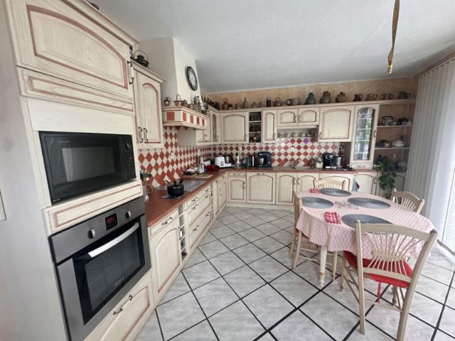 Maison vente à Fontenay-le-Comte, Xanton-chassenon