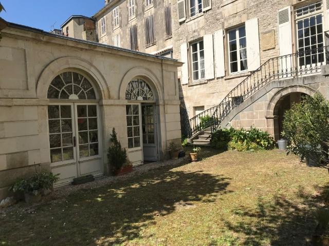 Maison vente à Fontenay-le-Comte, Fontenay-le-comte