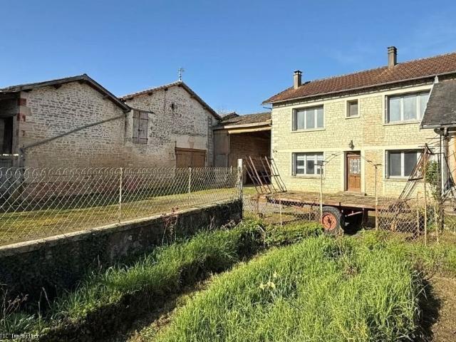 Maison vente à Confolens, Villefagnan