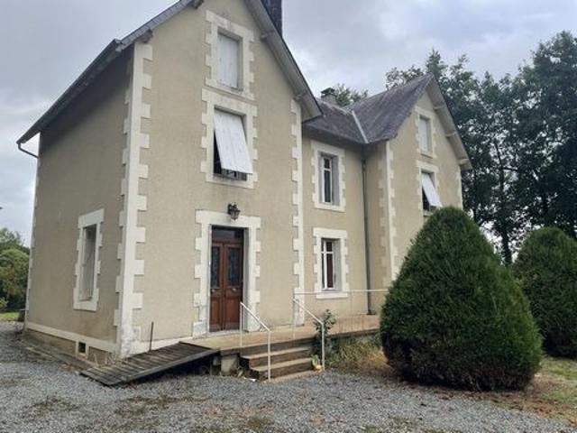 Maison vente à Nontron, Lanouaille