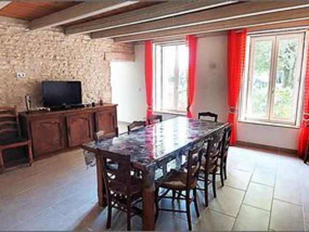 Villa vente à Saint-Jean-d'Angély, La Brousse