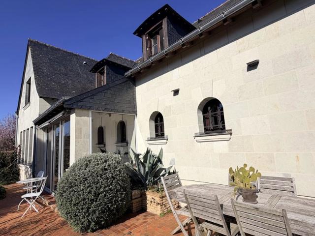 Maison vente à Saumur, Brézé