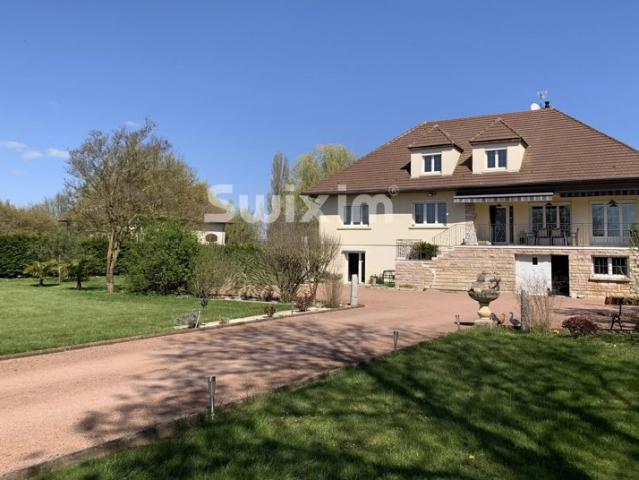 Maison vente à Chalon-sur-Saône, Fontaines