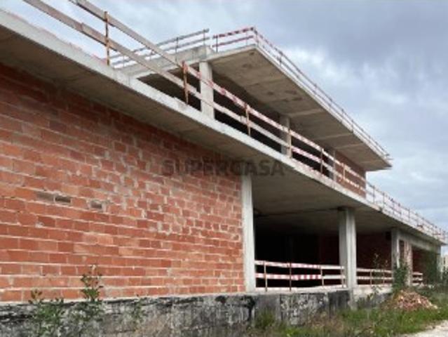 Armazém venda em Santiago Dos Velhos, Lisboa
