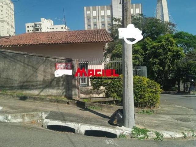 Casa venda em Região Imediata de São José dos Campos, Região Metropolitana do Vale do Paraíba e Litoral Norte