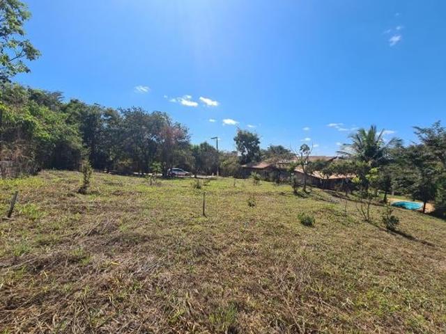Terreno venda em Condomínio Verde, Jardim Botânico