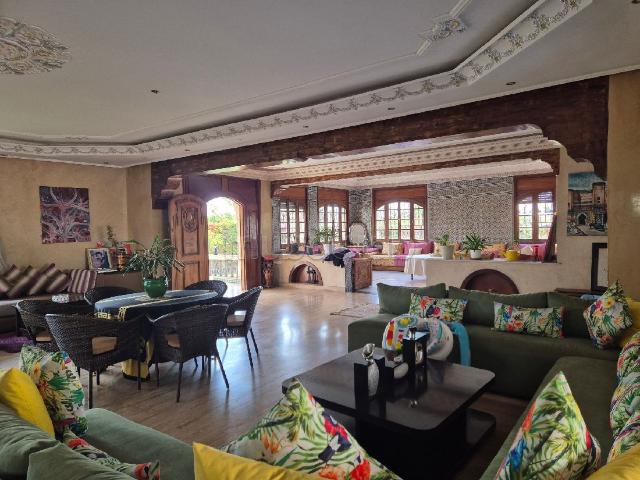 Villa vente à Bouskoura, Gharb-Chrarda-Beni Hssen