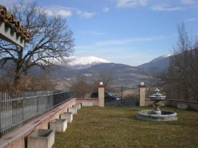Villa Indipendente in vendita a Preci, Umbria