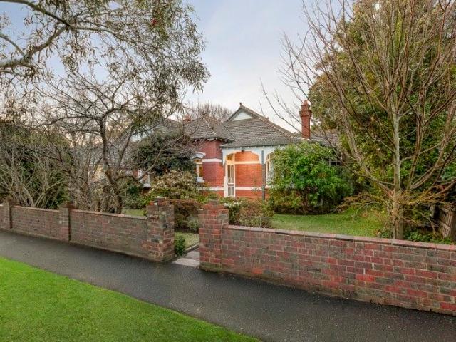 House for sale in Malvern East