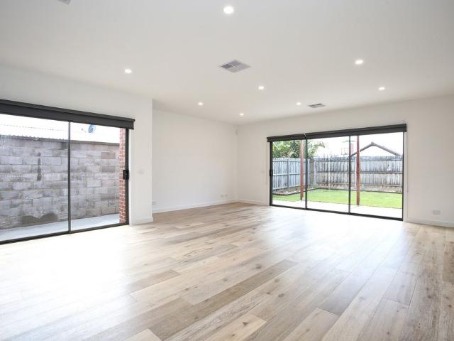 Townhouse for rent in Camerons Creek, Victoria