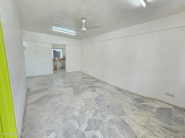 Apartment for sale in Langat, Selangor