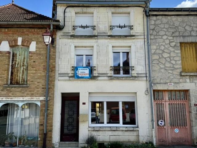 Maison vente à Vouziers, Grandpré