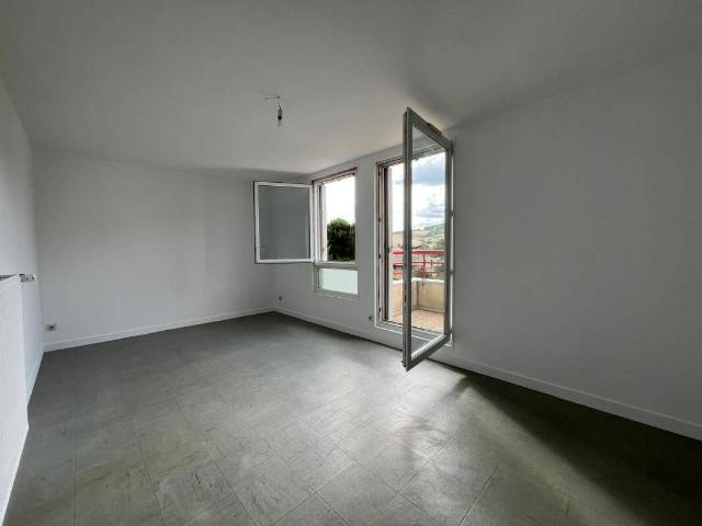 Appartement location à La Rivière, Grandris