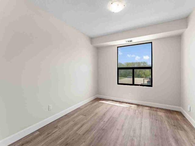 Apartment for rent in Chatham-Kent Recycling Inc., Merlin