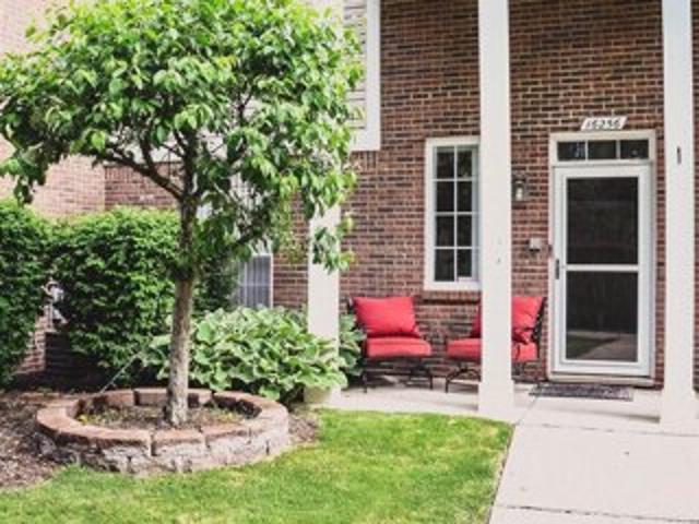 Condo for sale in Macomb