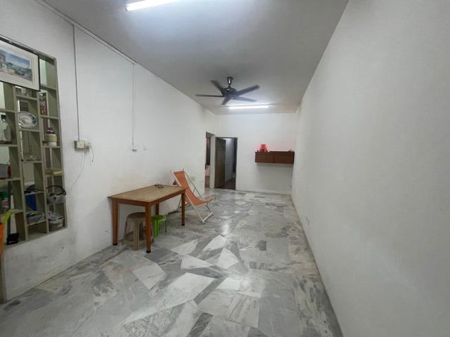 Apartment for sale in Mukim 13, Georgetown