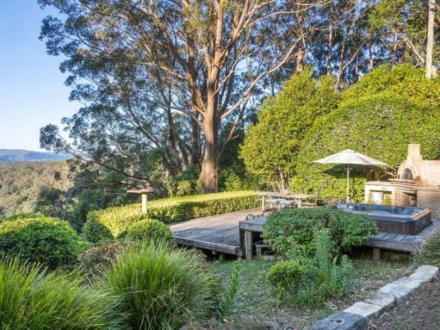 Cottage for sale in Beaumont, New South Wales