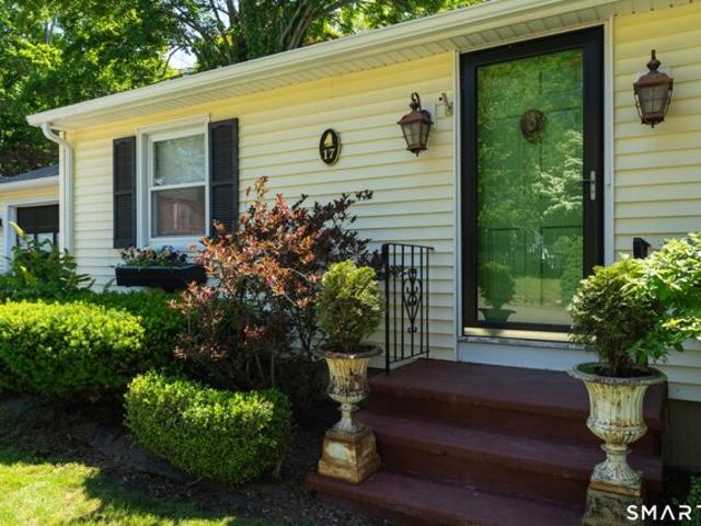 House for sale in Centerbrook, Connecticut