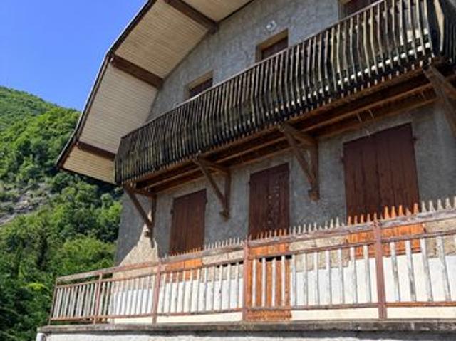 Maison vente à Grenoble, La Tronche