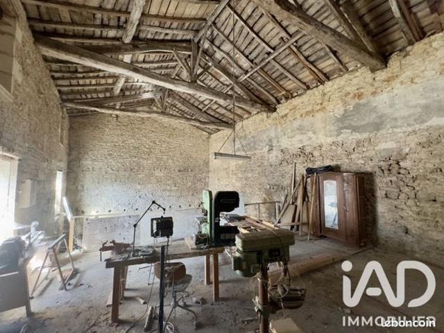 Maison vente à Châteauneuf-sur-Charente, Charente
