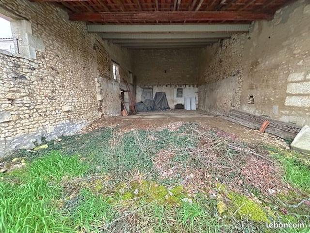 Maison vente à Saintes, Chaniers