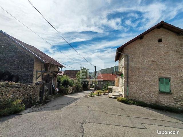 Maison vente à Belley, Serrières-de-briord