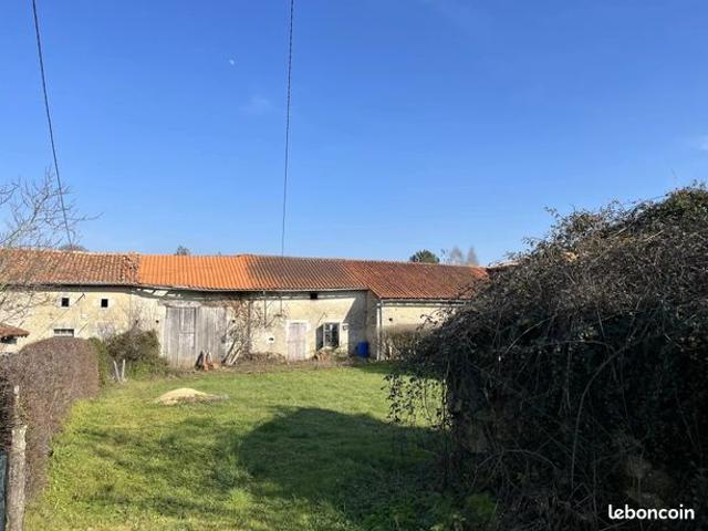 Maison vente à Confolens, Benest
