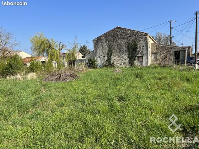Maison vente à Saint-Jean-d'Angély, Nachamps