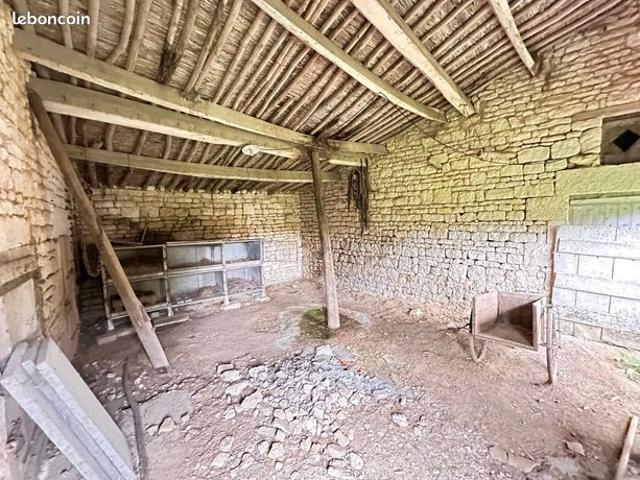Maison vente à Fontenay-le-Comte, Benet