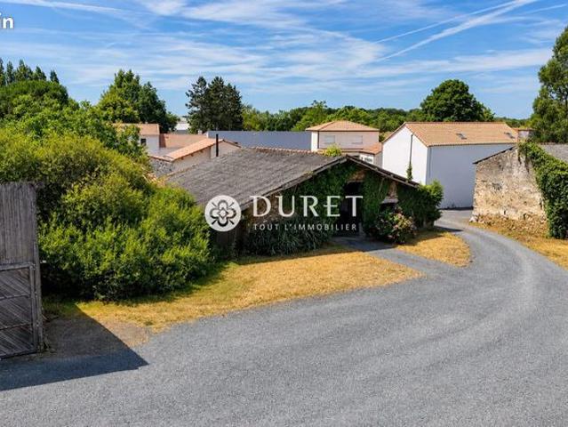 Maison vente à La Roche-sur-Yon, Montaigu