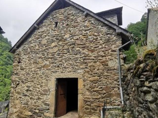 Maison vente à Oloron-Sainte-Marie, Cette-eygun
