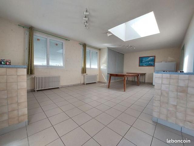 Maison vente à Confolens, Saint-christophe