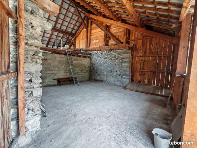 Maison vente à Confolens, La Chapelle