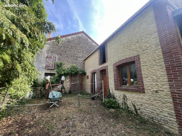 Maison vente à Caen, Normandie
