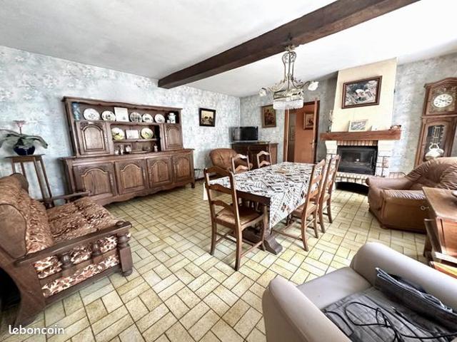 Maison vente à Vervins, Mennevret