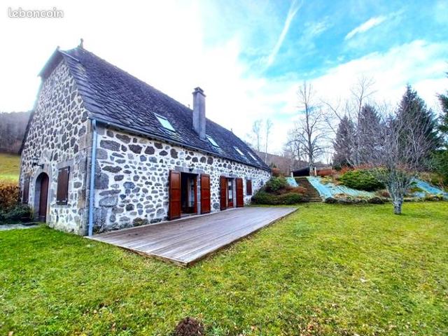 Maison vente à Mauriac, Le Falgoux